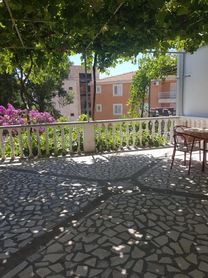 Sobe I Apartmani Marovic Petrovac Exteriör bild