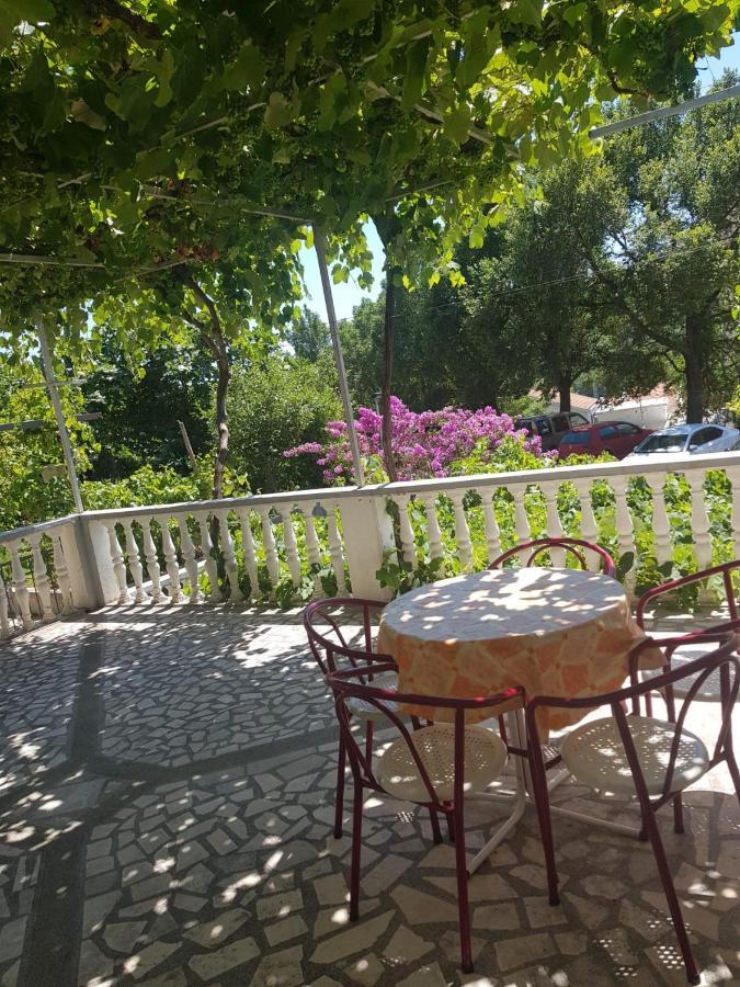 Sobe I Apartmani Marovic Petrovac Exteriör bild