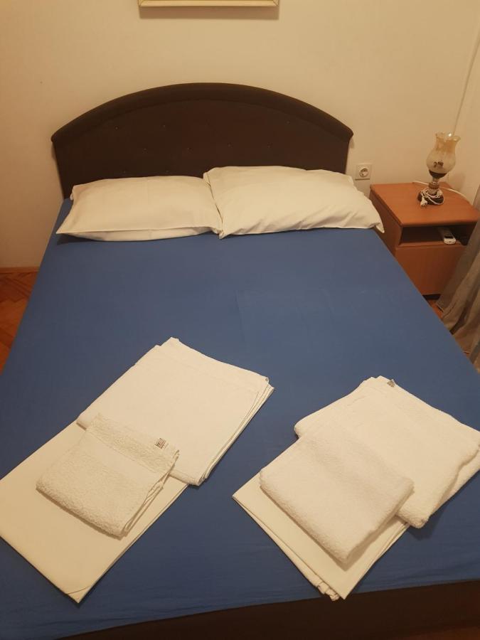 Sobe I Apartmani Marovic Petrovac Exteriör bild