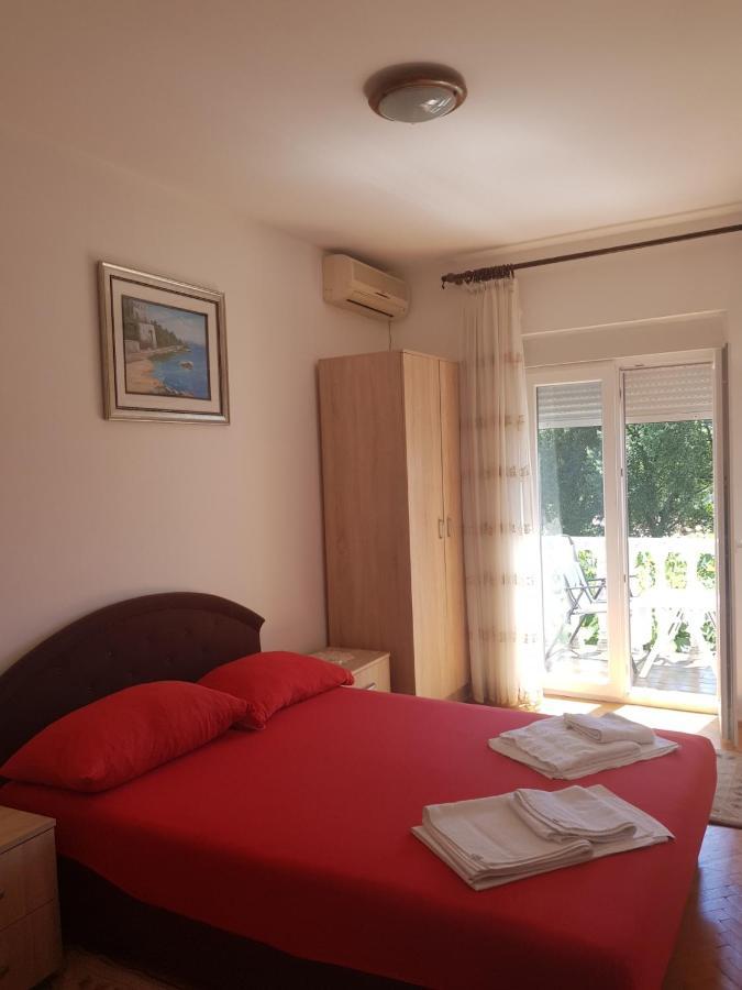 Sobe I Apartmani Marovic Petrovac Exteriör bild