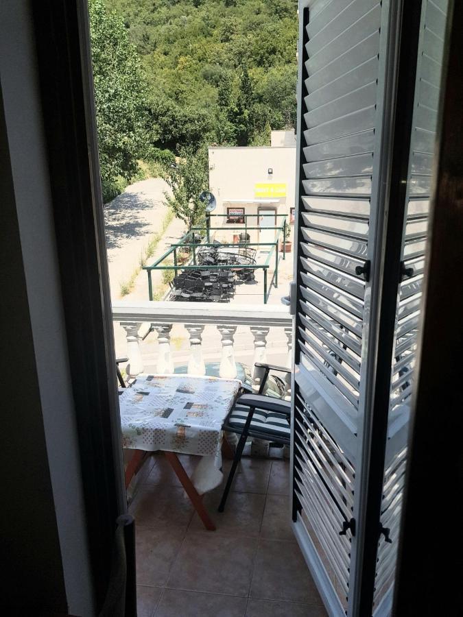 Sobe I Apartmani Marovic Petrovac Exteriör bild