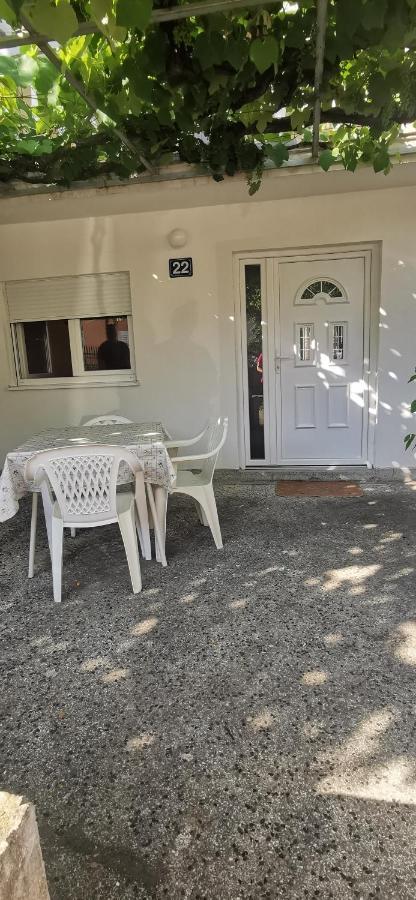 Sobe I Apartmani Marovic Petrovac Exteriör bild
