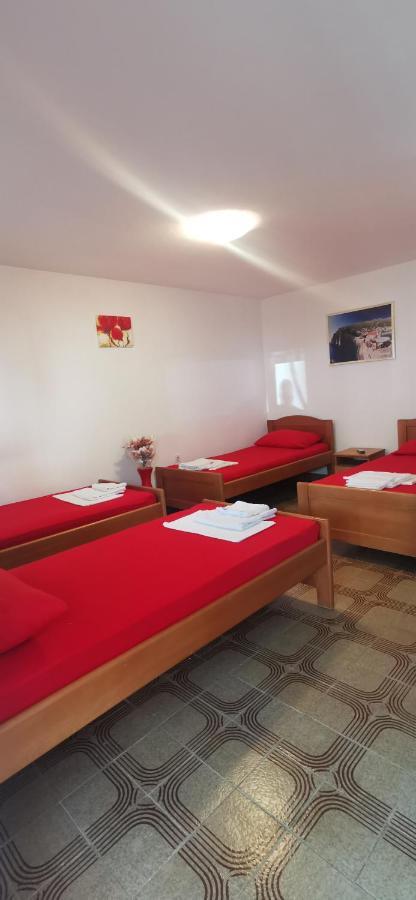 Sobe I Apartmani Marovic Petrovac Exteriör bild