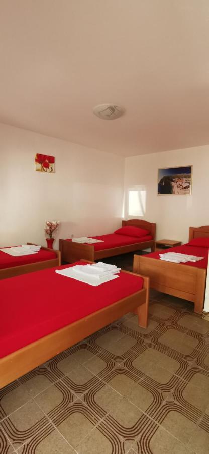 Sobe I Apartmani Marovic Petrovac Exteriör bild