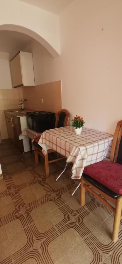 Sobe I Apartmani Marovic Petrovac Exteriör bild