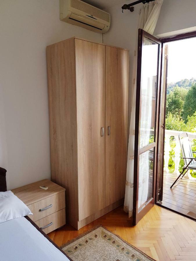 Sobe I Apartmani Marovic Petrovac Exteriör bild
