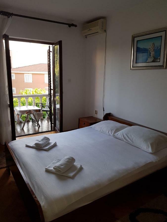Sobe I Apartmani Marovic Petrovac Exteriör bild